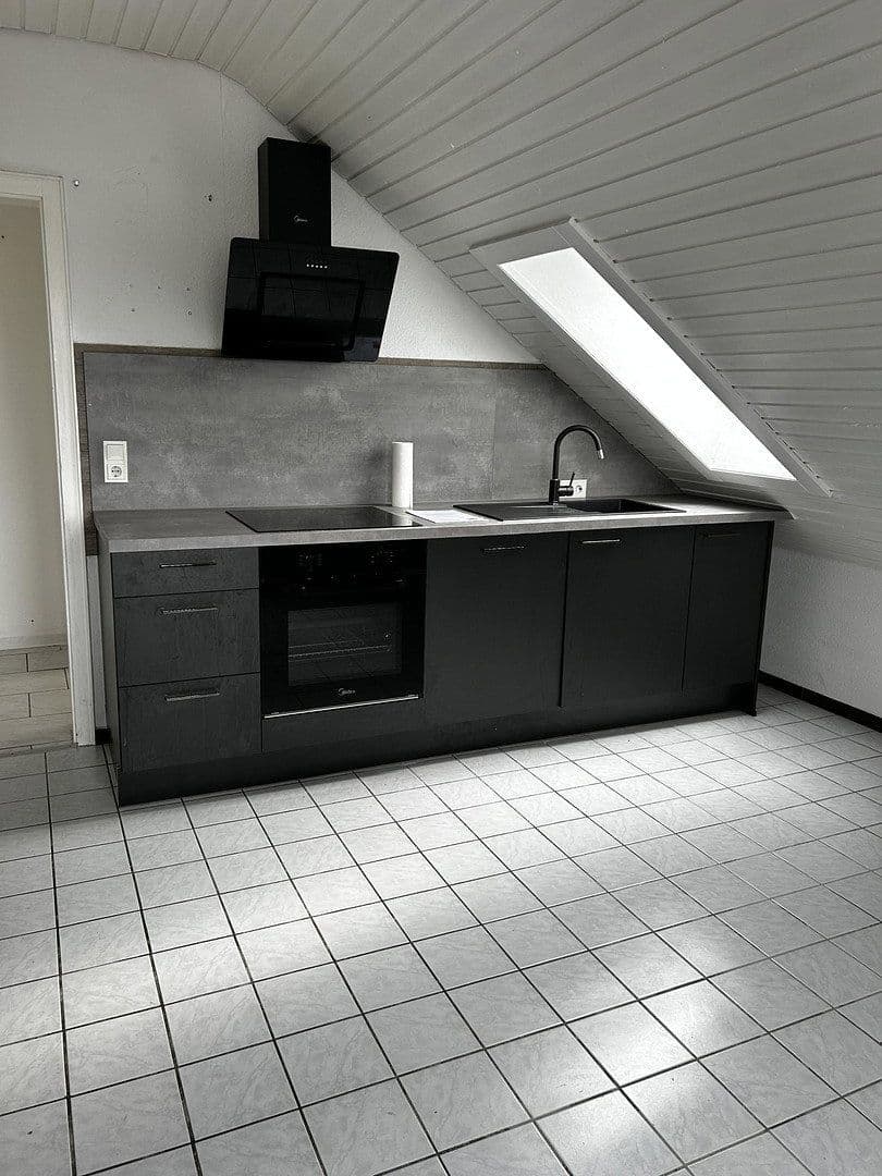 Prenájom bytu 3-izbový 89 m², Obere Waldstraße 22, Taunusstein, Hesensko Prenájom bytu 3-izbový 89 m², Obere Waldstraße 22, Taunusstein, Hesensko