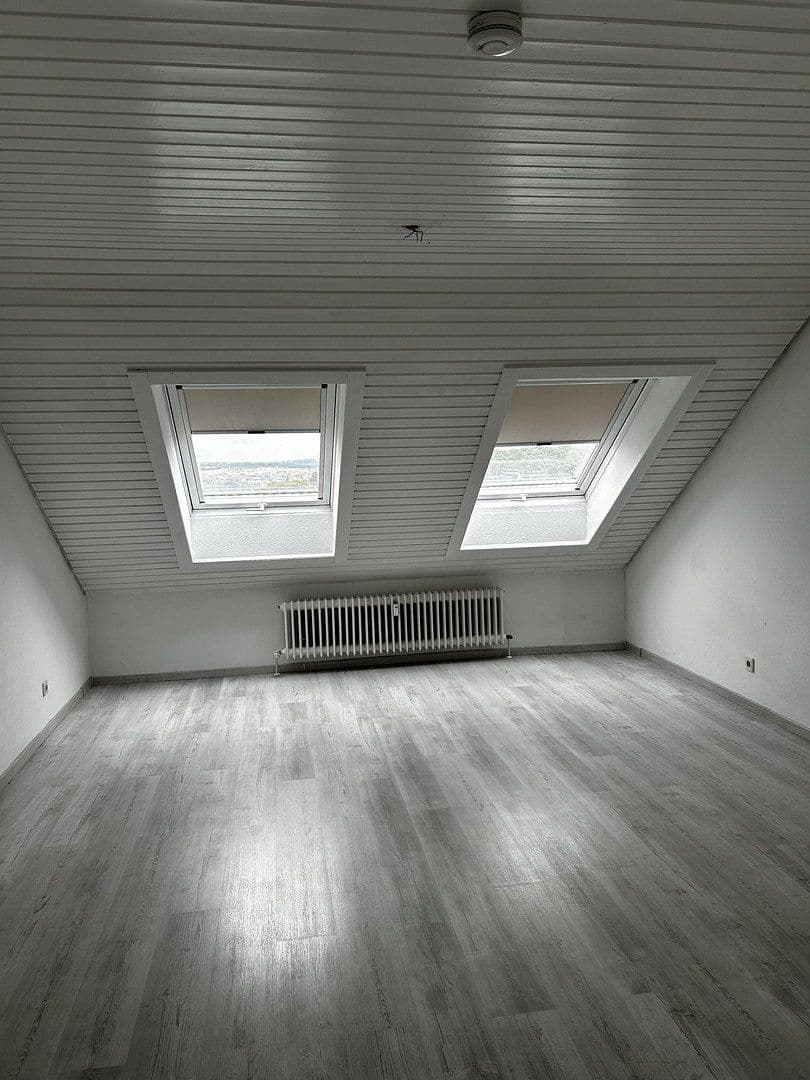 Prenájom bytu 3-izbový 89 m², Obere Waldstraße 22, Taunusstein, Hesensko Prenájom bytu 3-izbový 89 m², Obere Waldstraße 22, Taunusstein, Hesensko