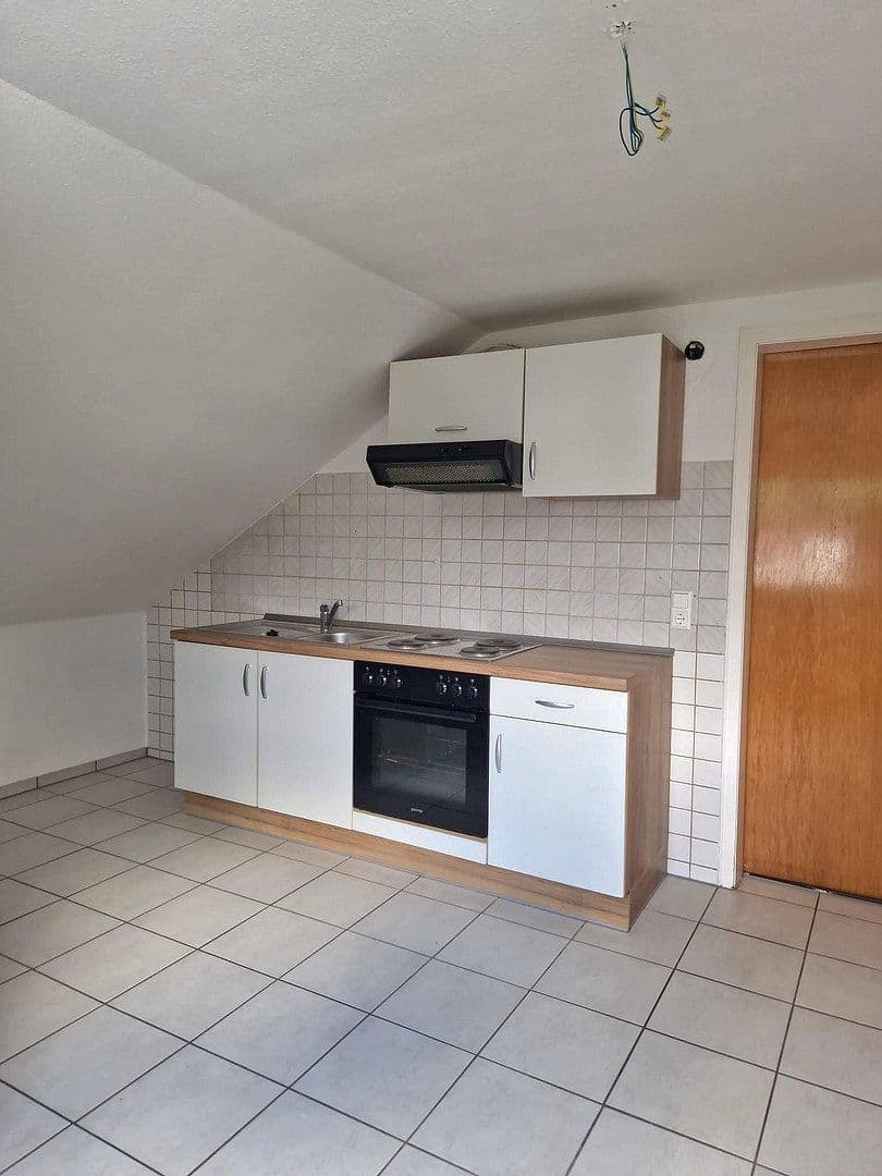 Prenájom bytu 2-izbový 55 m², Gaggenau, Bádensko-Wurttembersko Prenájom bytu 2-izbový 55 m², Gaggenau, Bádensko-Wurttembersko