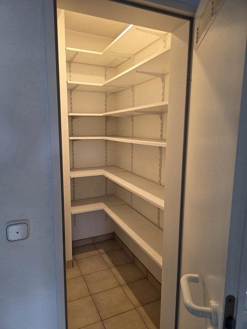 Predaj bytu 4-izbový 145 m², Raesfeldstraße 45, Münster, Severné Porýnie - Westfálsko Predaj bytu 4-izbový 145 m², Raesfeldstraße 45, Münster, Severné Porýnie - Westfálsko