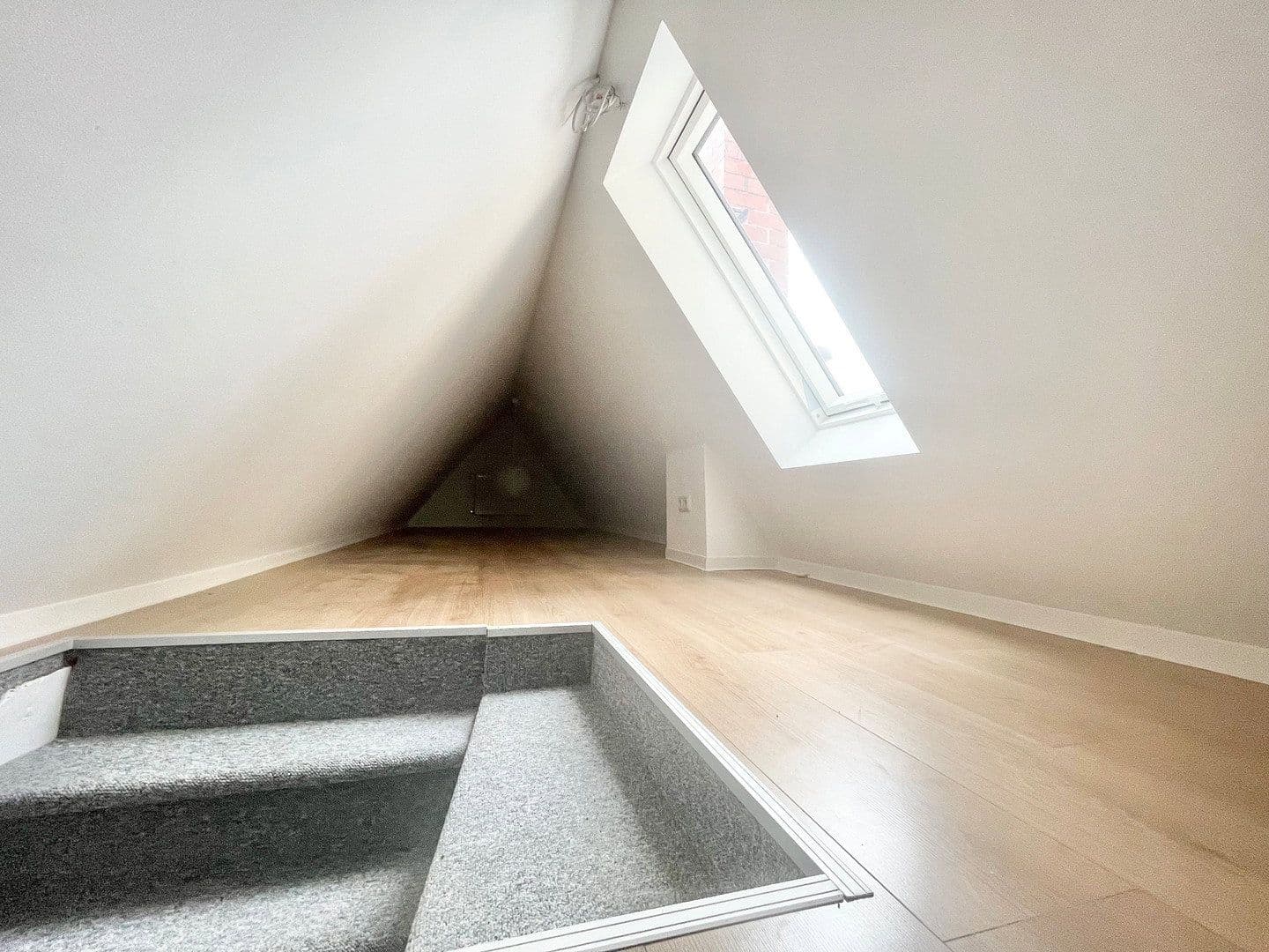 Predaj bytu 5-izbový 160 m², Eilenburger Straße 29, Taucha, Sasko Predaj bytu 5-izbový 160 m², Eilenburger Straße 29, Taucha, Sasko