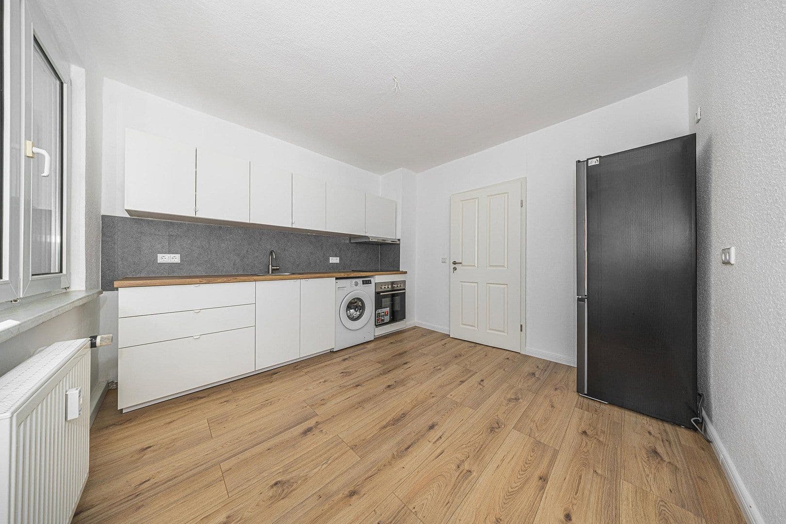 Predaj bytu 5-izbový 80 m², Peresaer Strasse 3b, Groitzsch, Sasko Predaj bytu 5-izbový 80 m², Peresaer Strasse 3b, Groitzsch, Sasko