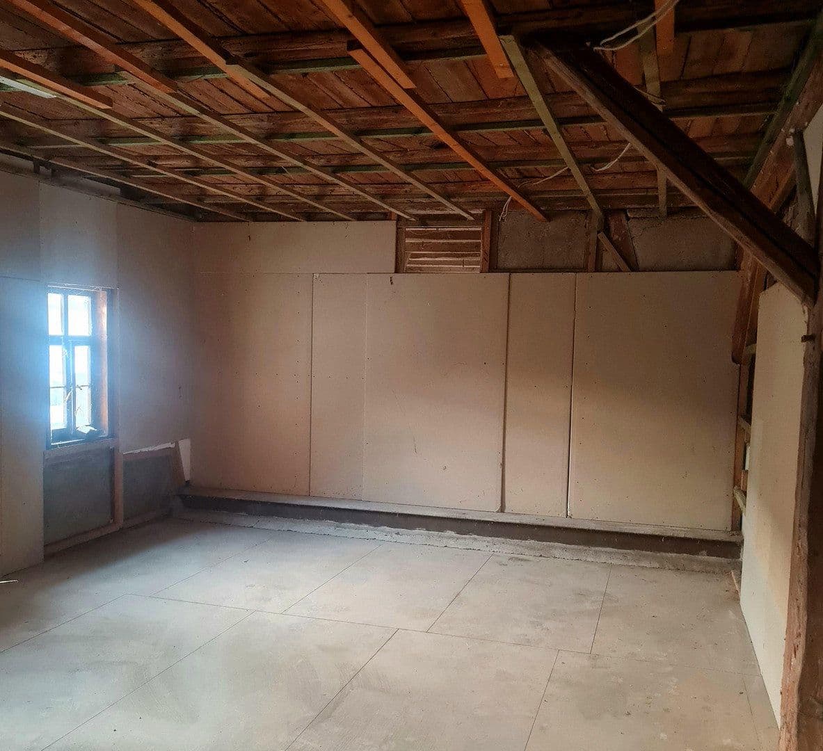 Predaj domu 207 m², pozemok 1.284 m², Trendelburg, Hesensko Predaj domu 207 m², pozemok 1.284 m², Trendelburg, Hesensko