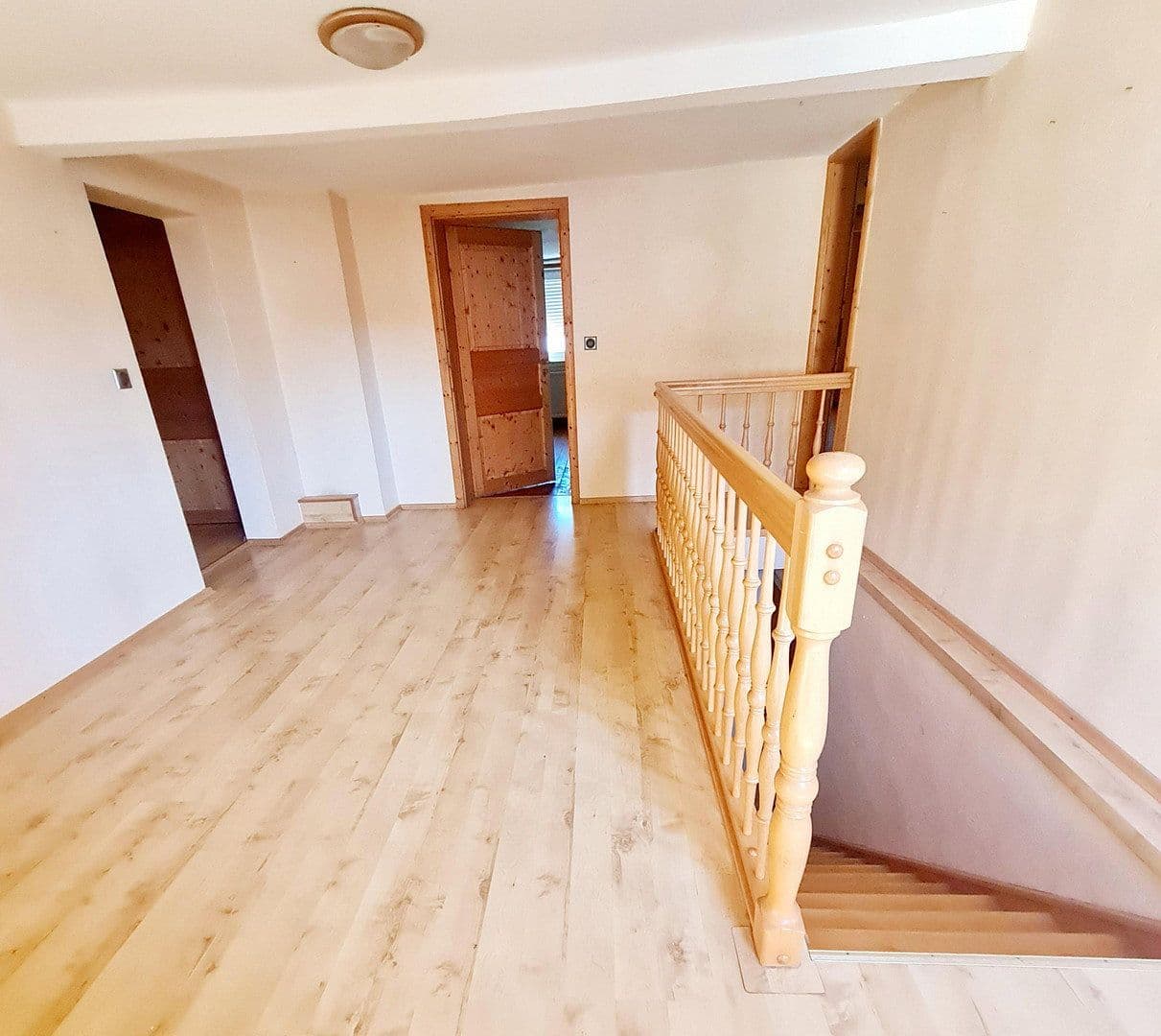 Predaj domu 207 m², pozemok 1.284 m², Trendelburg, Hesensko Predaj domu 207 m², pozemok 1.284 m², Trendelburg, Hesensko