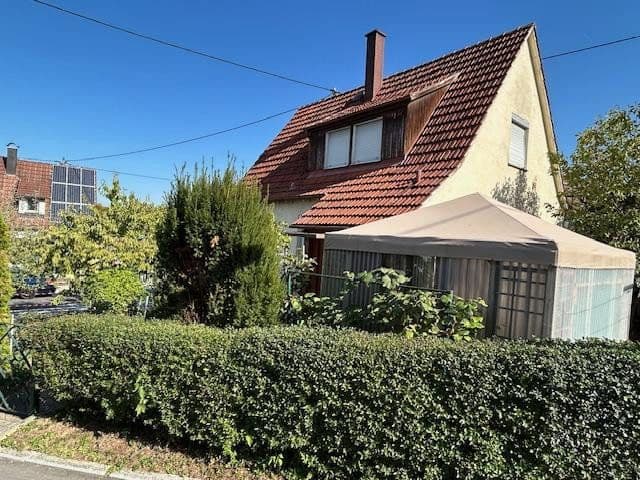 Predaj domu 145 m², pozemok 350 m², Wernau (Neckar), Bádensko-Wurttembersko Predaj domu 145 m², pozemok 350 m², Wernau (Neckar), Bádensko-Wurttembersko