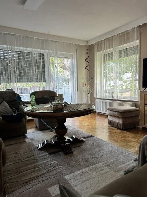 Predaj domu 145 m², pozemok 350 m², Wernau (Neckar), Bádensko-Wurttembersko Predaj domu 145 m², pozemok 350 m², Wernau (Neckar), Bádensko-Wurttembersko