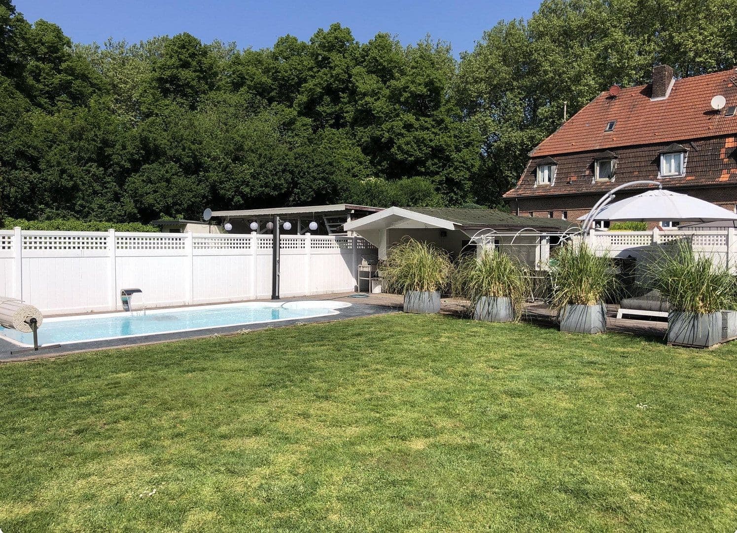 Predaj domu 165 m², pozemok 409 m², Duisburg, Severné Porýnie - Westfálsko Predaj domu 165 m², pozemok 409 m², Duisburg, Severné Porýnie - Westfálsko