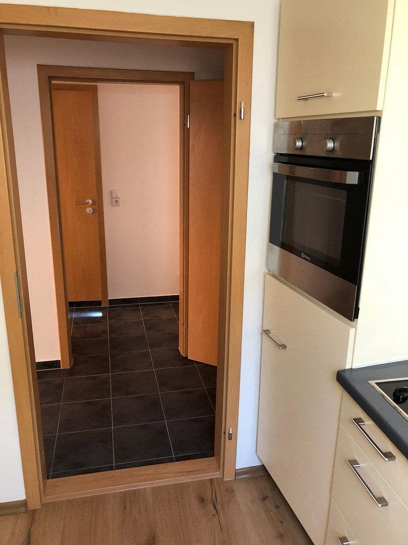 Prenájom bytu 2-izbový 39 m², Kurze Wertachstraße 5, Augsburg, Bavorsko Prenájom bytu 2-izbový 39 m², Kurze Wertachstraße 5, Augsburg, Bavorsko