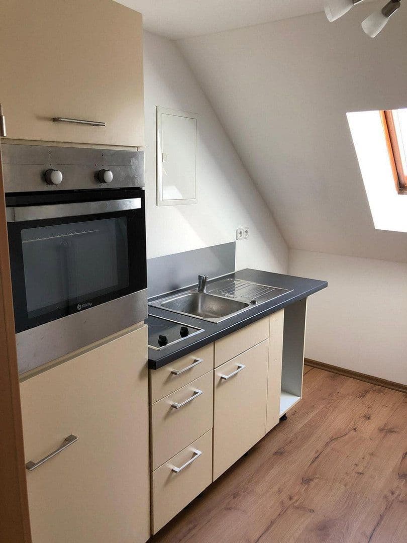 Prenájom bytu 2-izbový 39 m², Kurze Wertachstraße 5, Augsburg, Bavorsko Prenájom bytu 2-izbový 39 m², Kurze Wertachstraße 5, Augsburg, Bavorsko