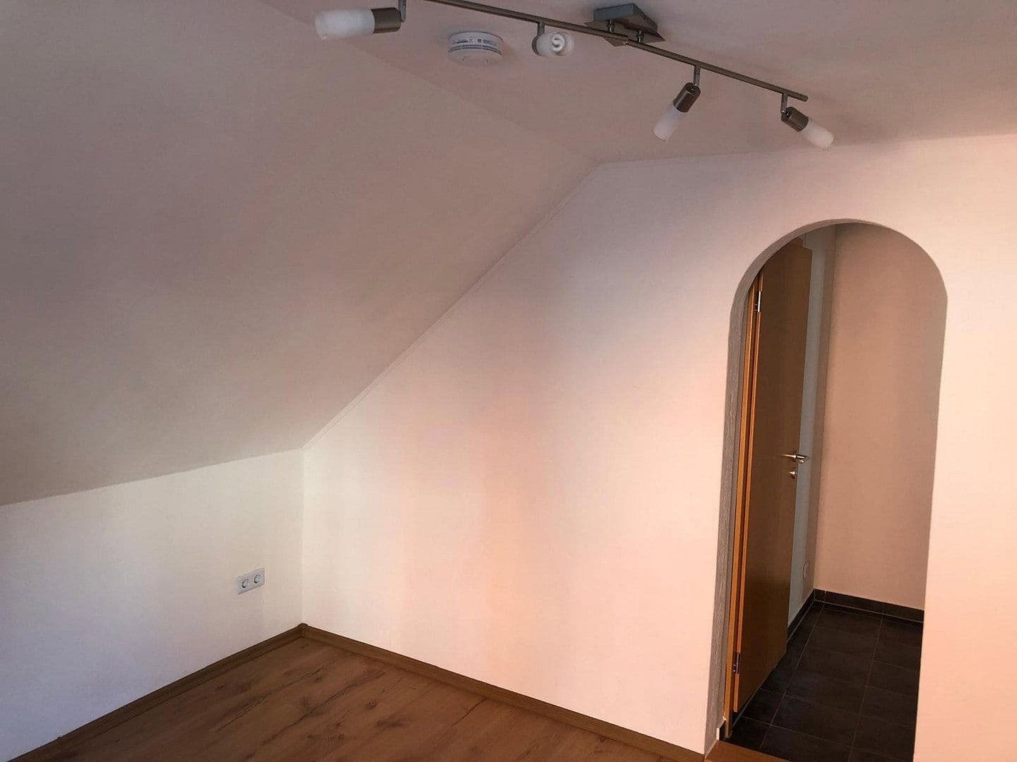 Prenájom bytu 2-izbový 39 m², Kurze Wertachstraße 5, Augsburg, Bavorsko Prenájom bytu 2-izbový 39 m², Kurze Wertachstraße 5, Augsburg, Bavorsko