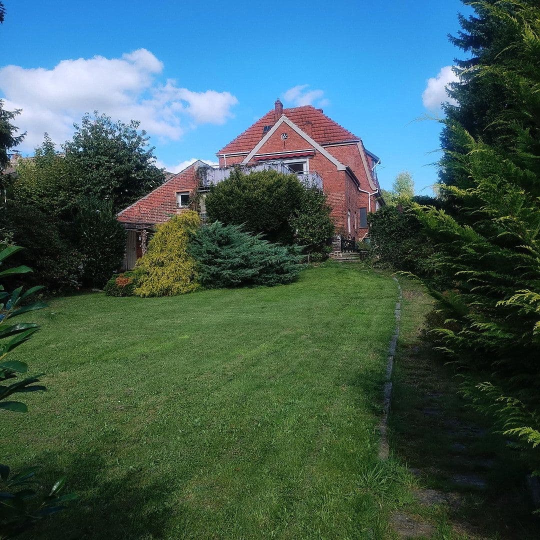 Predaj domu 240 m², pozemok 950 m², Osterholz-Scharmbeck, Dolné Sasko Predaj domu 240 m², pozemok 950 m², Osterholz-Scharmbeck, Dolné Sasko