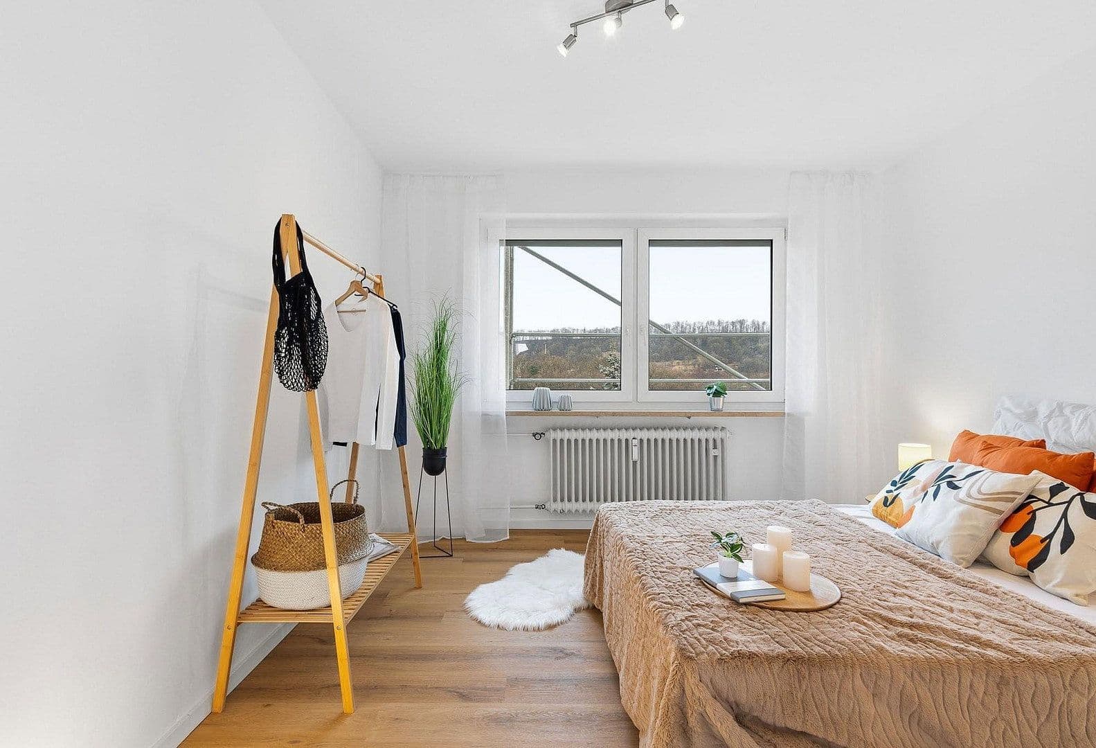 Predaj domu 1.082 m², pozemok 789 m², Elisabethstraße 8, Regensburg, Bavorsko Predaj domu 1.082 m², pozemok 789 m², Elisabethstraße 8, Regensburg, Bavorsko