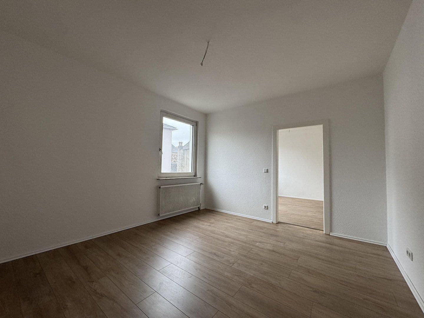 Prenájom bytu 3-izbový 71 m², Essener Straße 45a, Bochum, Severné Porýnie - Westfálsko Prenájom bytu 3-izbový 71 m², Essener Straße 45a, Bochum, Severné Porýnie - Westfálsko