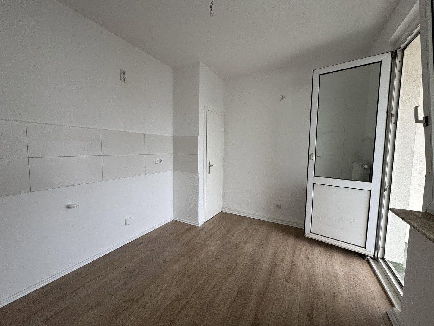 Prenájom bytu 3-izbový 71 m², Essener Straße 45a, Bochum, Severné Porýnie - Westfálsko Prenájom bytu 3-izbový 71 m², Essener Straße 45a, Bochum, Severné Porýnie - Westfálsko