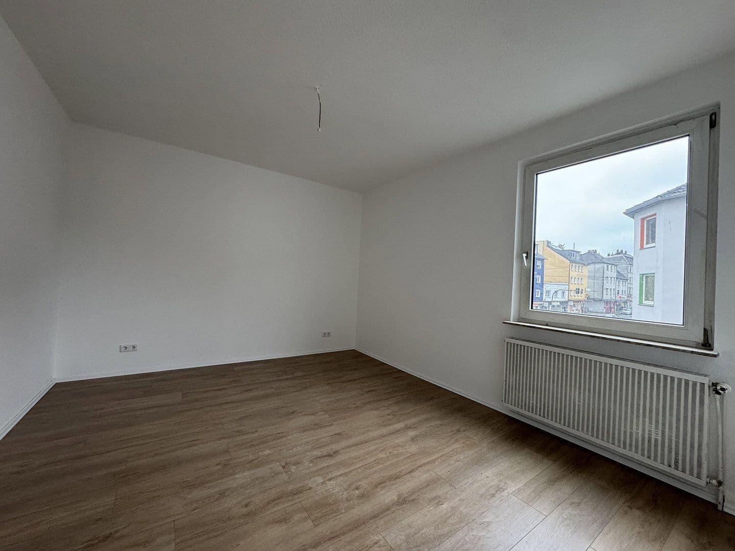 Prenájom bytu 3-izbový 71 m², Essener Straße 45a, Bochum, Severné Porýnie - Westfálsko Prenájom bytu 3-izbový 71 m², Essener Straße 45a, Bochum, Severné Porýnie - Westfálsko
