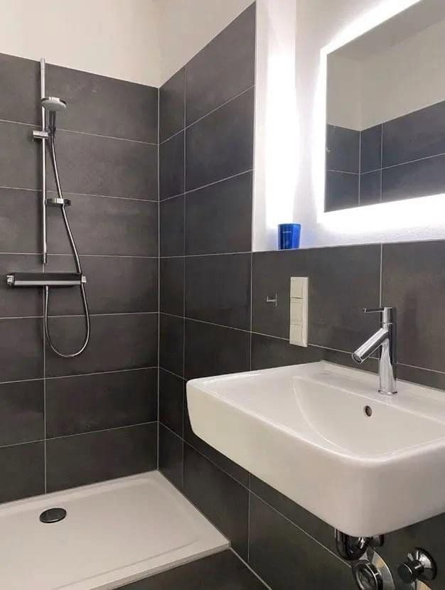 Predaj bytu 4-izbový 92 m², Neu-Isenburg, Hesensko Predaj bytu 4-izbový 92 m², Neu-Isenburg, Hesensko