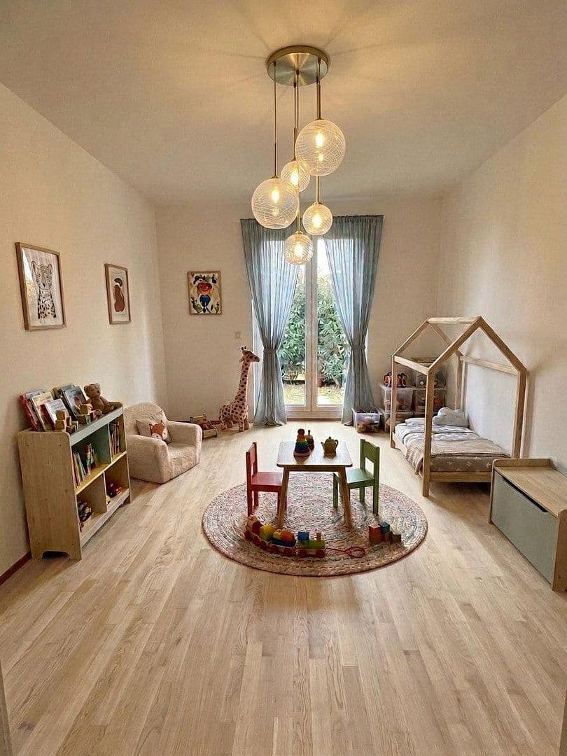Predaj bytu 4-izbový 92 m², Neu-Isenburg, Hesensko Predaj bytu 4-izbový 92 m², Neu-Isenburg, Hesensko
