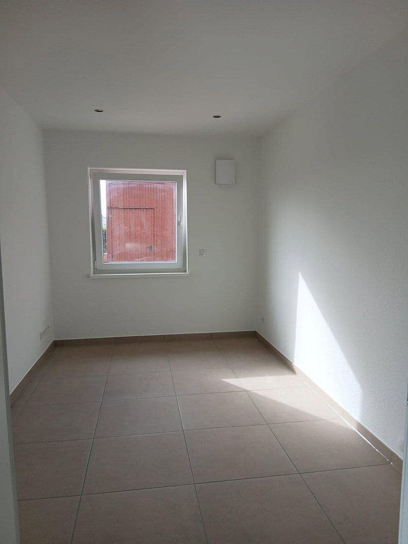 Prenájom bytu 3-izbový 87 m², Neuenkirchen-Vörden, Dolné Sasko Prenájom bytu 3-izbový 87 m², Neuenkirchen-Vörden, Dolné Sasko