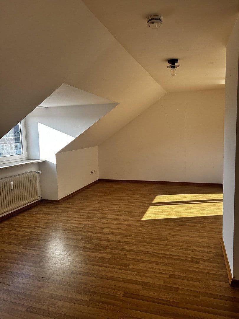 Prenájom bytu 2-izbový 59 m², Jachenauer Straße 15, München, Bavorsko Prenájom bytu 2-izbový 59 m², Jachenauer Straße 15, München, Bavorsko