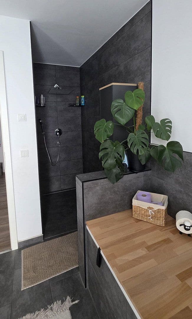 Prenájom bytu 4-izbový 104 m², Lambertusstr.36, Troisdorf, Severné Porýnie - Westfálsko Prenájom bytu 4-izbový 104 m², Lambertusstr.36, Troisdorf, Severné Porýnie - Westfálsko