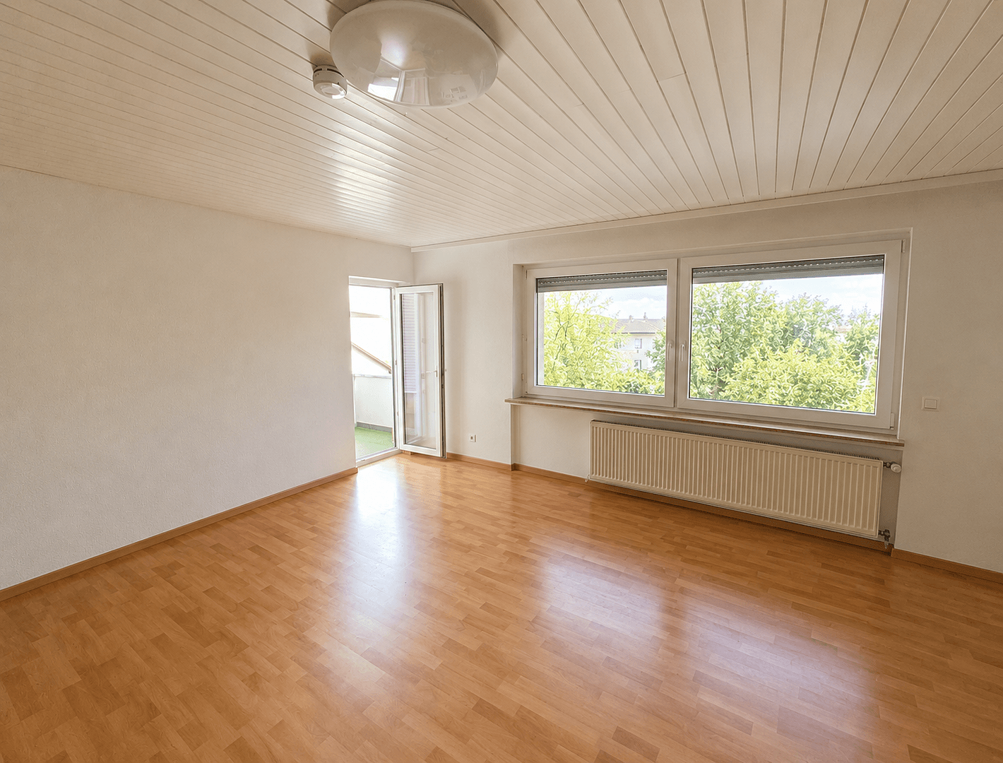 Prenájom bytu 4-izbový 110 m², Kurze Straße 4, Illingen, Bádensko-Wurttembersko Prenájom bytu 4-izbový 110 m², Kurze Straße 4, Illingen, Bádensko-Wurttembersko