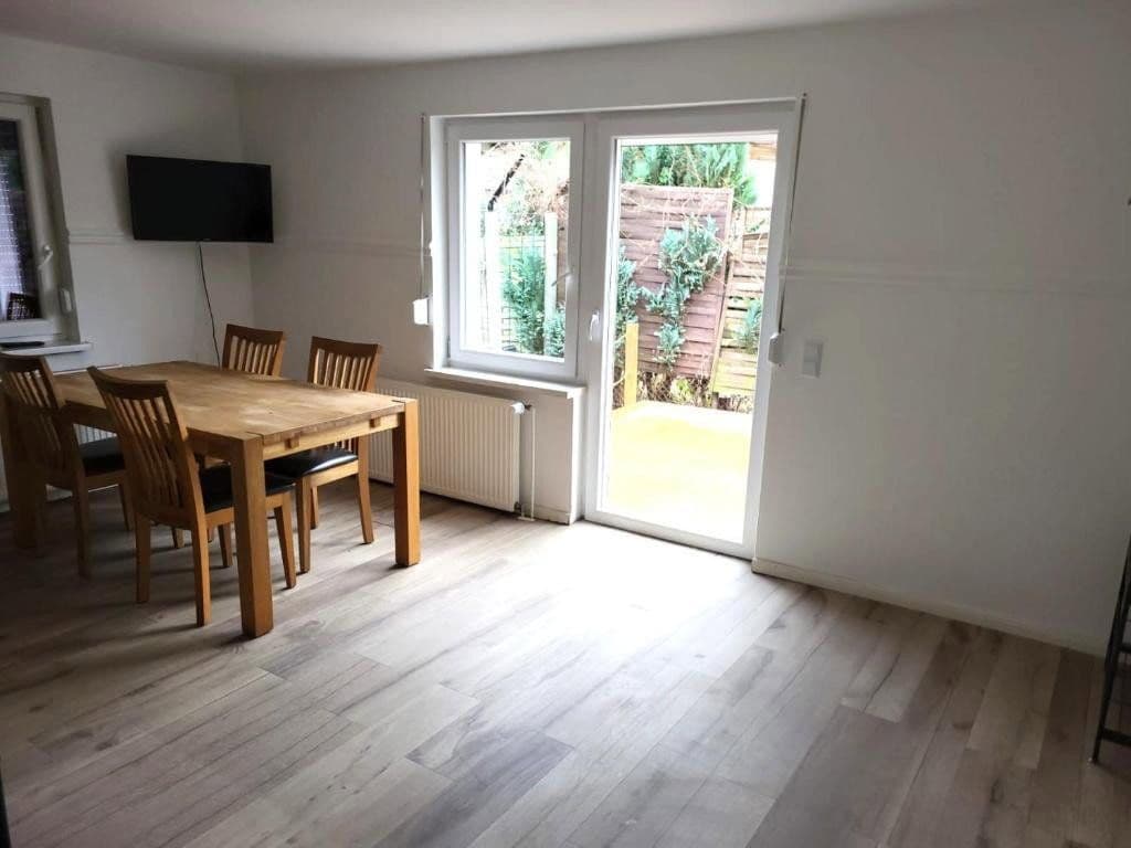 Predaj domu 150 m², pozemok 768 m², Heinrich-Grüber-Str. 174, Berlin, Berlín Predaj domu 150 m², pozemok 768 m², Heinrich-Grüber-Str. 174, Berlin, Berlín