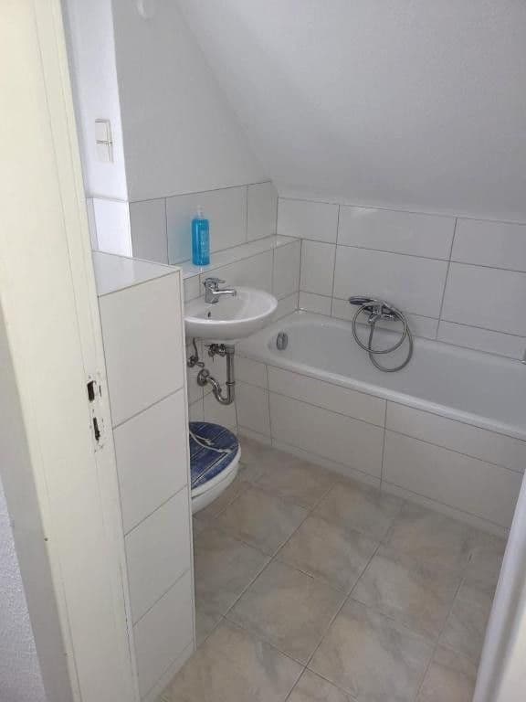 Predaj domu 150 m², pozemok 768 m², Heinrich-Grüber-Str. 174, Berlin, Berlín Predaj domu 150 m², pozemok 768 m², Heinrich-Grüber-Str. 174, Berlin, Berlín