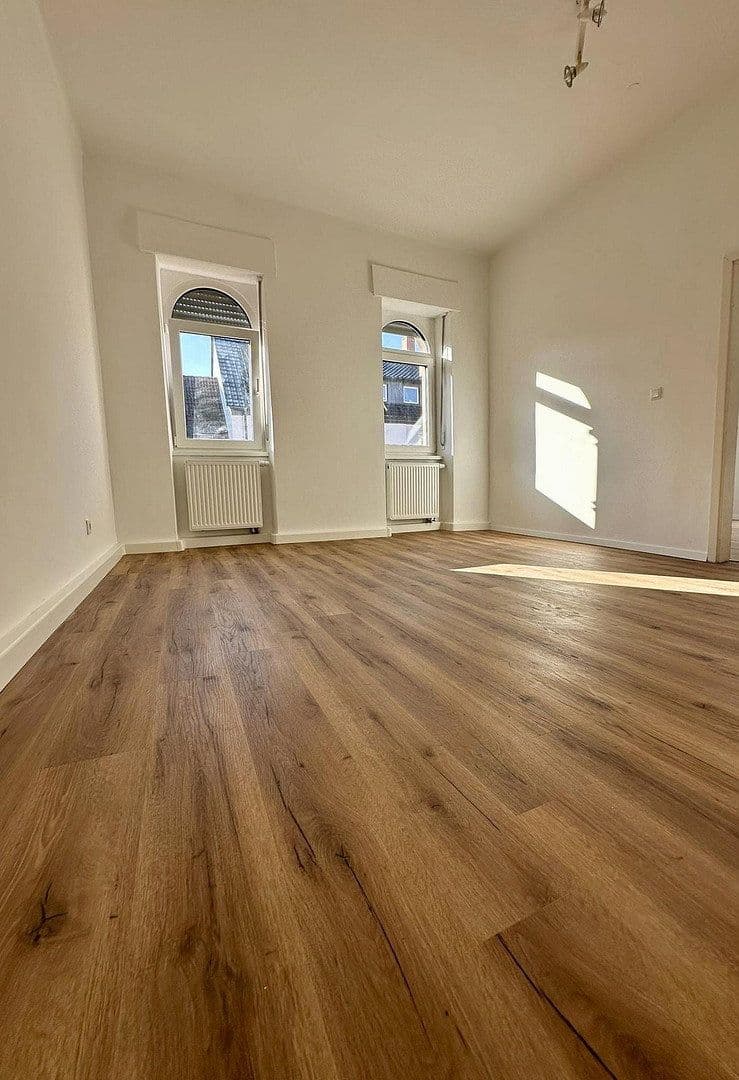Prenájom bytu 2-izbový 53 m², Kaiserslautern, Porýnie-Falcko Prenájom bytu 2-izbový 53 m², Kaiserslautern, Porýnie-Falcko