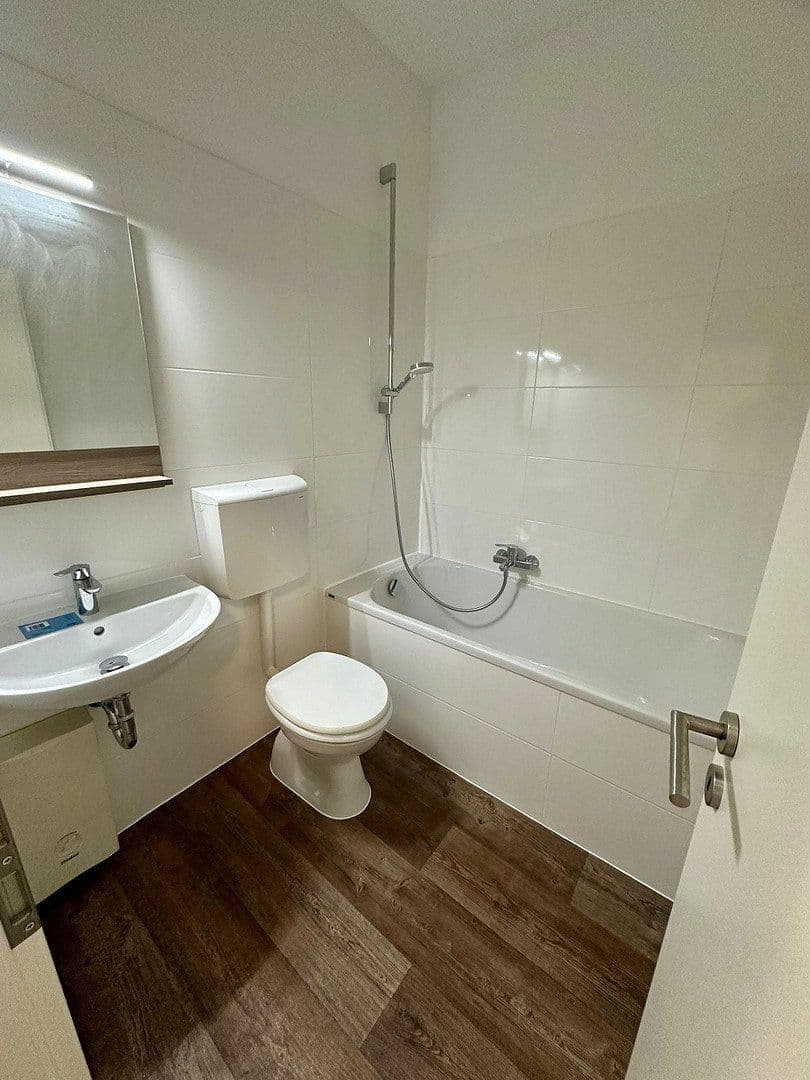 Prenájom bytu 2-izbový 53 m², Kaiserslautern, Porýnie-Falcko Prenájom bytu 2-izbový 53 m², Kaiserslautern, Porýnie-Falcko
