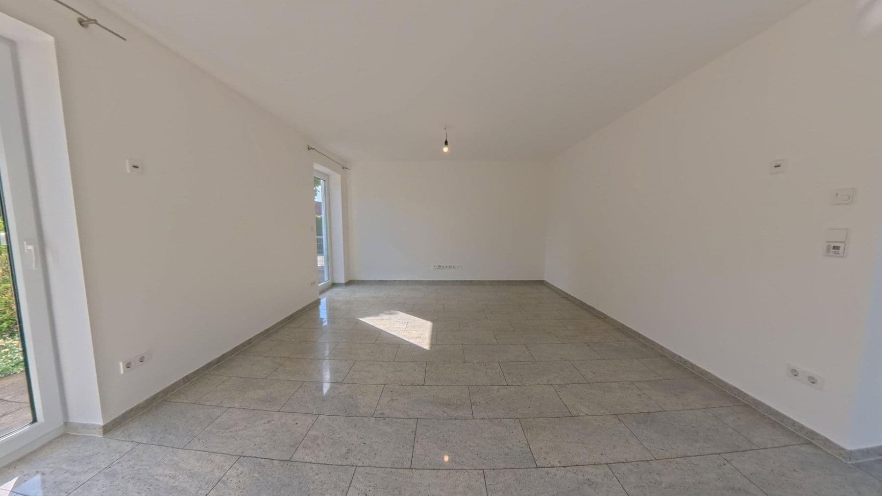 Predaj domu 230 m², pozemok 680 m², Am Hohen Rain 38, Ulm, Bádensko-Wurttembersko Predaj domu 230 m², pozemok 680 m², Am Hohen Rain 38, Ulm, Bádensko-Wurttembersko