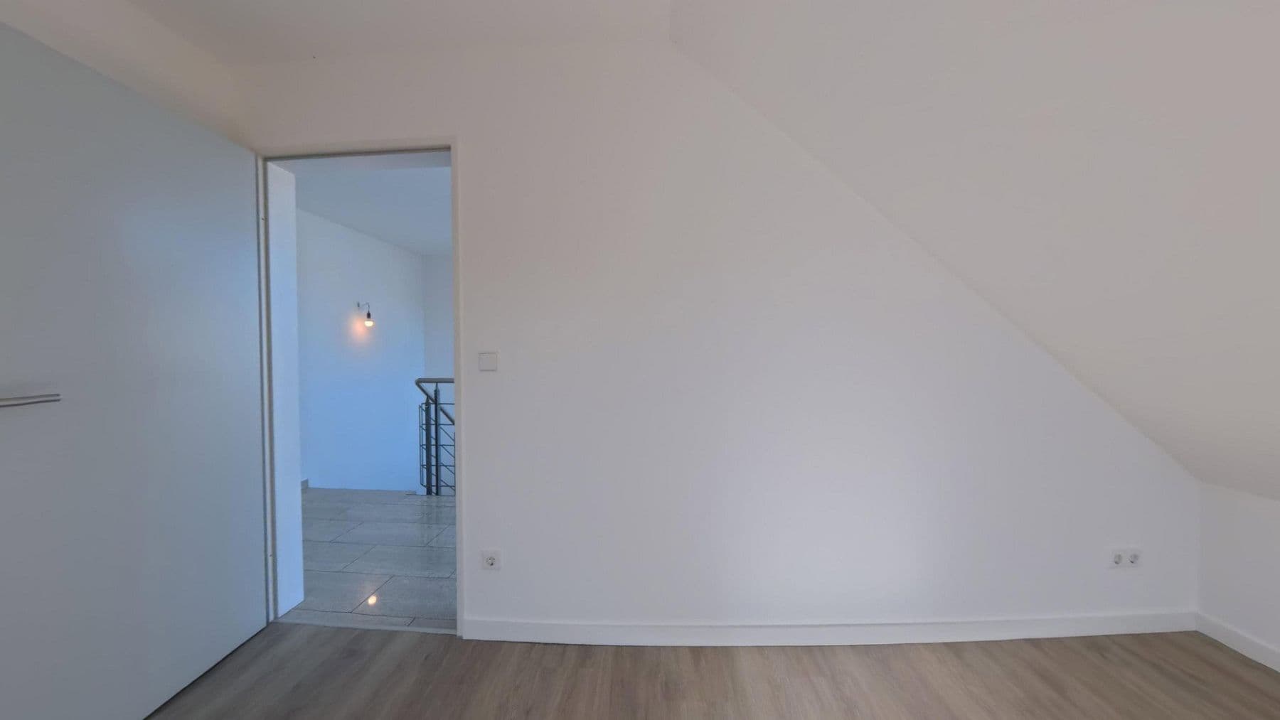 Predaj domu 230 m², pozemok 680 m², Am Hohen Rain 38, Ulm, Bádensko-Wurttembersko Predaj domu 230 m², pozemok 680 m², Am Hohen Rain 38, Ulm, Bádensko-Wurttembersko