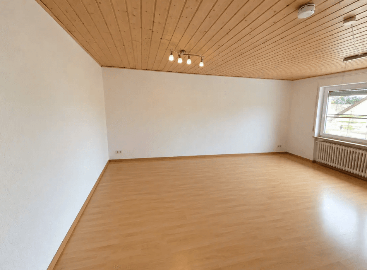 Prenájom bytu 3-izbový 97 m², Kurze Straße 4, Illingen, Bádensko-Wurttembersko Prenájom bytu 3-izbový 97 m², Kurze Straße 4, Illingen, Bádensko-Wurttembersko
