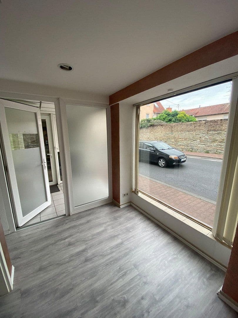 Predaj nebytového priestoru 22 m², Alt Zeilsheim 47, Frankfurt, Hesensko Predaj nebytového priestoru 22 m², Alt Zeilsheim 47, Frankfurt, Hesensko