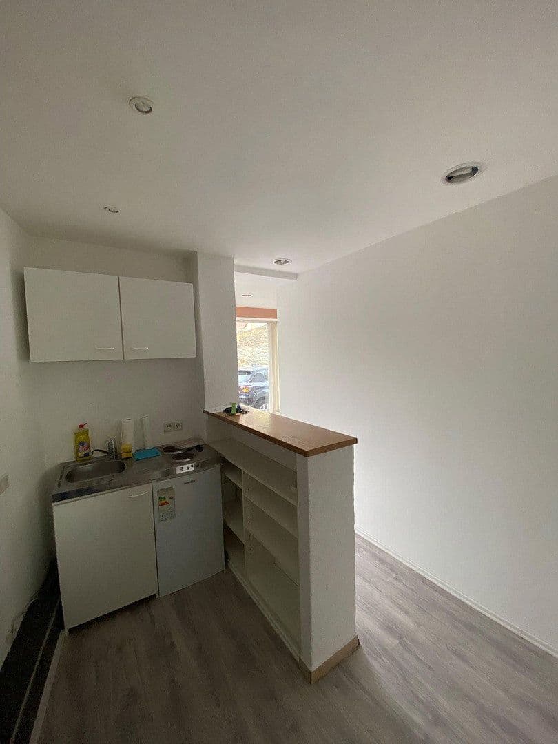 Predaj nebytového priestoru 22 m², Alt Zeilsheim 47, Frankfurt, Hesensko Predaj nebytového priestoru 22 m², Alt Zeilsheim 47, Frankfurt, Hesensko