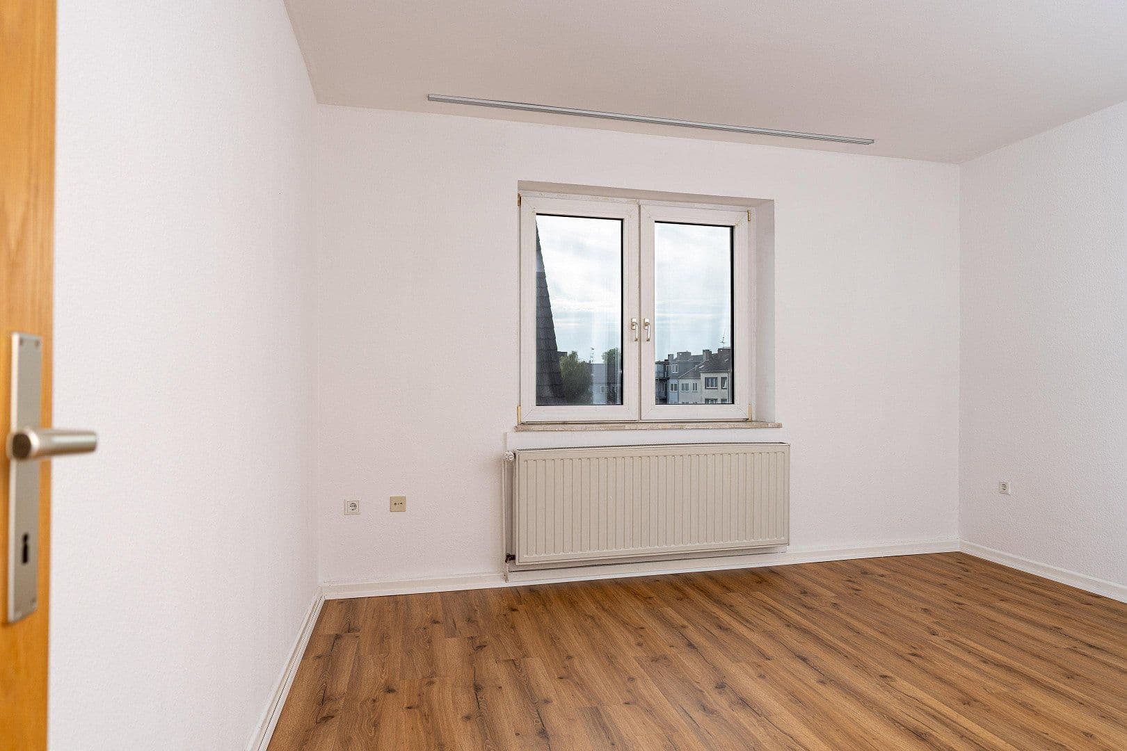 Prenájom bytu 3-izbový 69 m², Vestische Straße 2a, Oberhausen, Severné Porýnie - Westfálsko Prenájom bytu 3-izbový 69 m², Vestische Straße 2a, Oberhausen, Severné Porýnie - Westfálsko