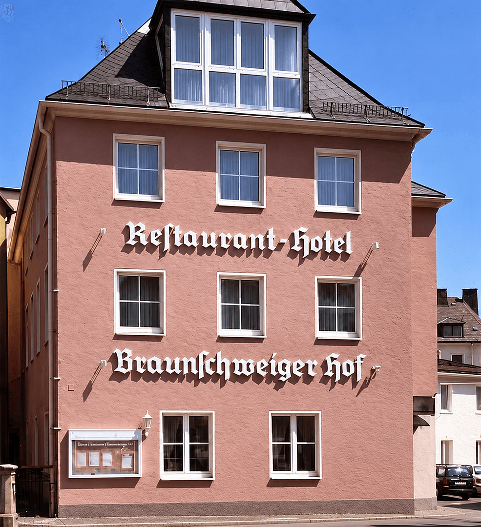 Prenájom bytu 1-izbový 14 m², Bahnhofstraße 13, Münchberg, Bavorsko Prenájom bytu 1-izbový 14 m², Bahnhofstraße 13, Münchberg, Bavorsko