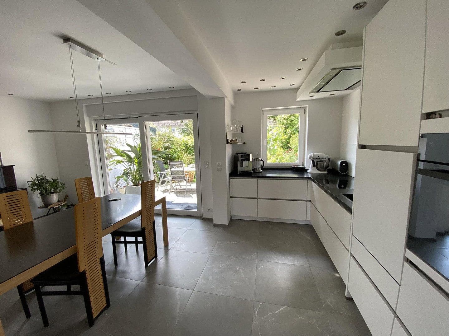 Predaj domu 90 m², pozemok 255 m², Mönchengladbach, Severné Porýnie - Westfálsko Predaj domu 90 m², pozemok 255 m², Mönchengladbach, Severné Porýnie - Westfálsko