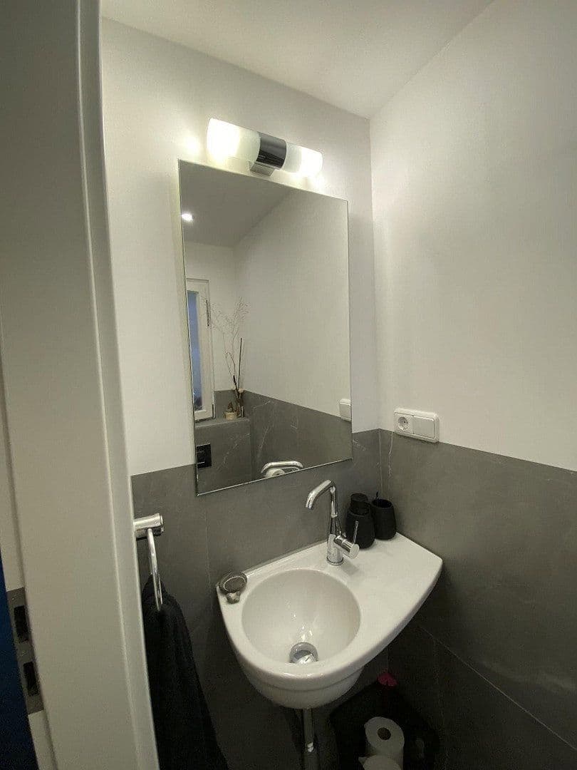 Predaj domu 90 m², pozemok 255 m², Mönchengladbach, Severné Porýnie - Westfálsko Predaj domu 90 m², pozemok 255 m², Mönchengladbach, Severné Porýnie - Westfálsko