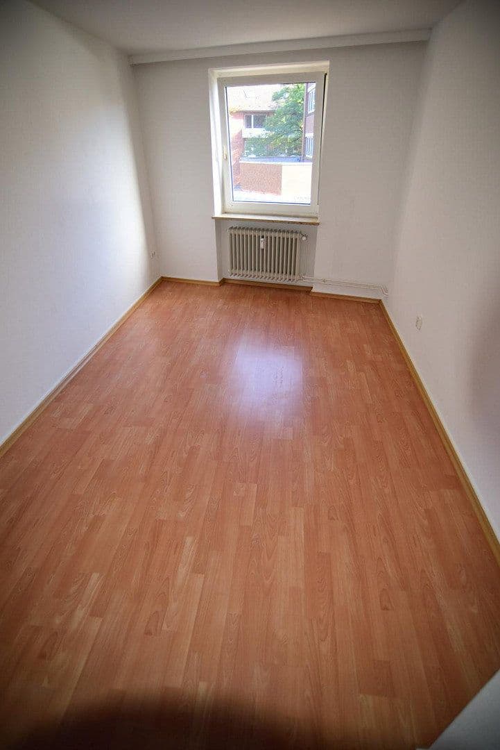Prenájom bytu 3-izbový 68 m², Wedel, Šlezvicko-Holštajnsko Prenájom bytu 3-izbový 68 m², Wedel, Šlezvicko-Holštajnsko