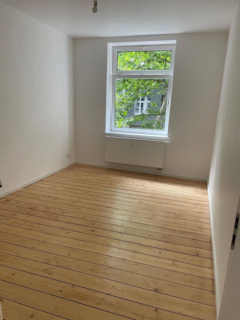 Prenájom bytu 3-izbový 77 m², Dortmund, Severné Porýnie - Westfálsko Prenájom bytu 3-izbový 77 m², Dortmund, Severné Porýnie - Westfálsko