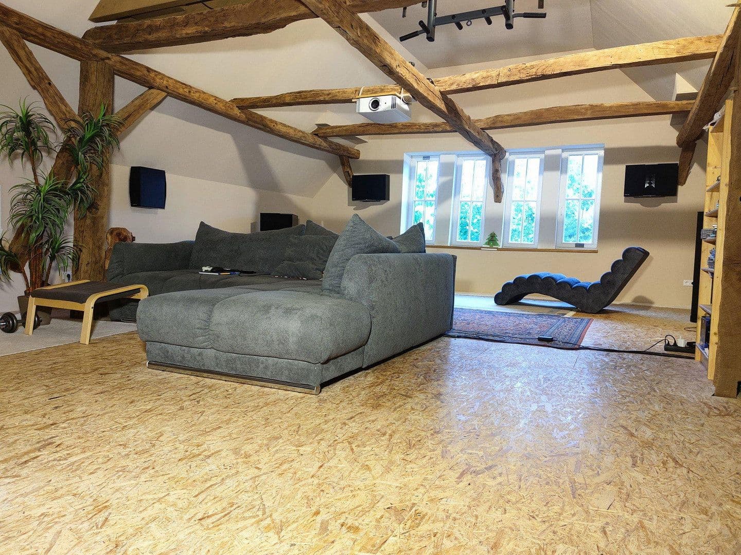 Predaj domu 316 m², pozemok 2.885 m², Duingen, Dolné Sasko Predaj domu 316 m², pozemok 2.885 m², Duingen, Dolné Sasko