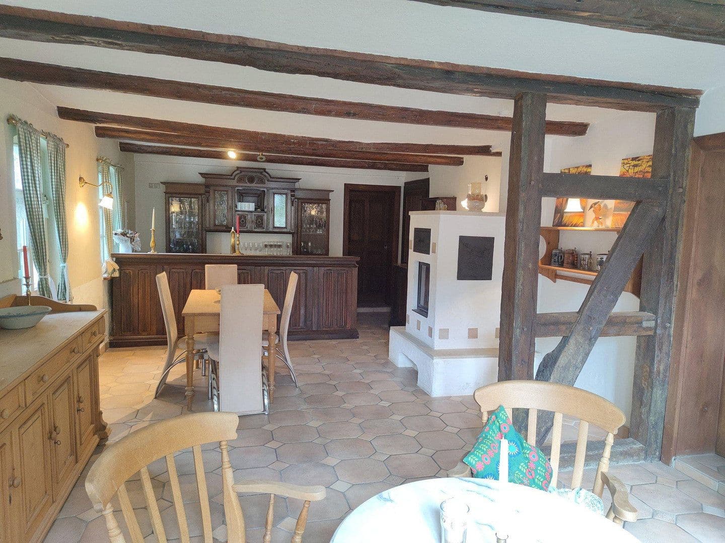 Predaj domu 316 m², pozemok 2.885 m², Duingen, Dolné Sasko Predaj domu 316 m², pozemok 2.885 m², Duingen, Dolné Sasko