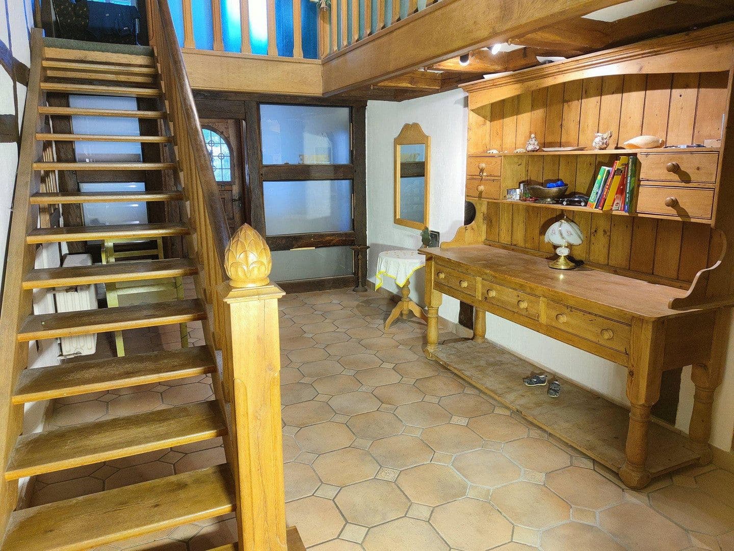 Predaj domu 316 m², pozemok 2.885 m², Duingen, Dolné Sasko Predaj domu 316 m², pozemok 2.885 m², Duingen, Dolné Sasko