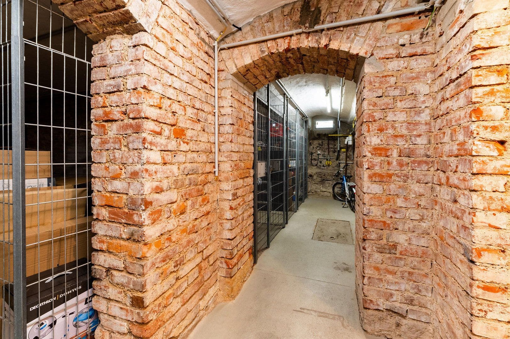 Predaj bytu 3-izbový 85 m², Bünaustraße 48, Dresden, Sasko Predaj bytu 3-izbový 85 m², Bünaustraße 48, Dresden, Sasko
