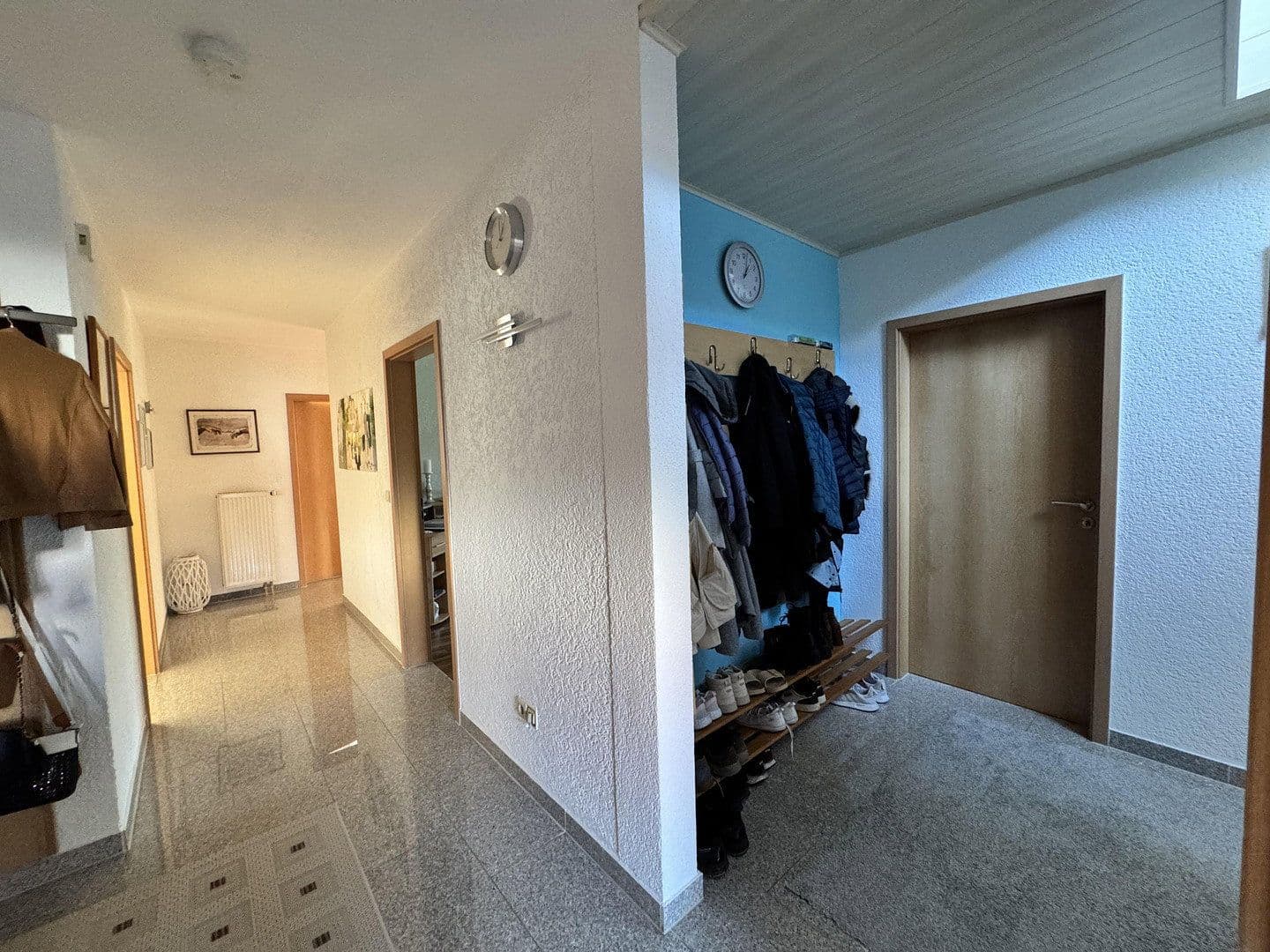 Predaj domu 210 m², pozemok 330 m², Osthofen, Porýnie-Falcko Predaj domu 210 m², pozemok 330 m², Osthofen, Porýnie-Falcko