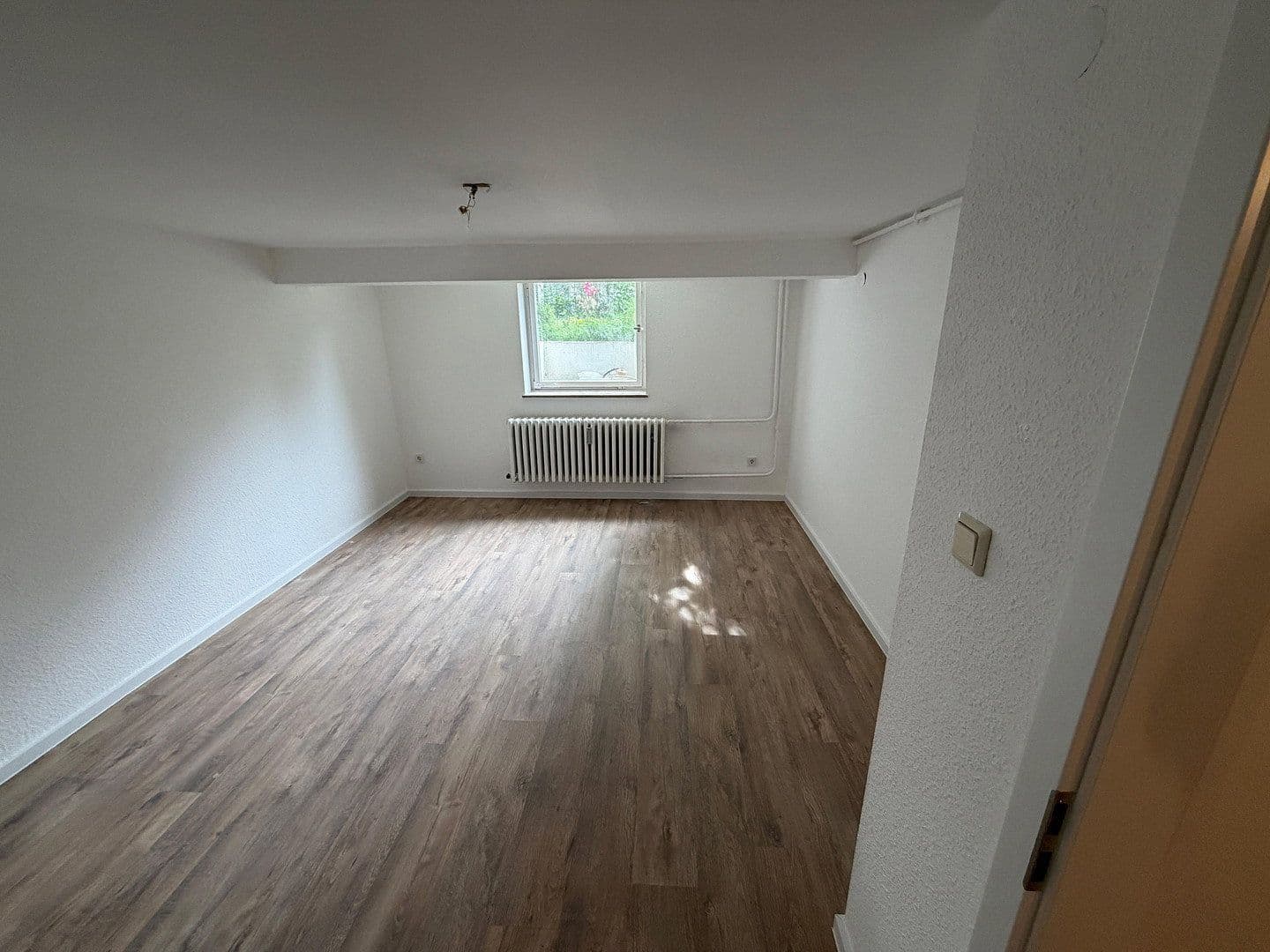 Prenájom kancelárie 46 m², Röntgenstraße 6, Bonn, Severné Porýnie - Westfálsko Prenájom kancelárie 46 m², Röntgenstraße 6, Bonn, Severné Porýnie - Westfálsko