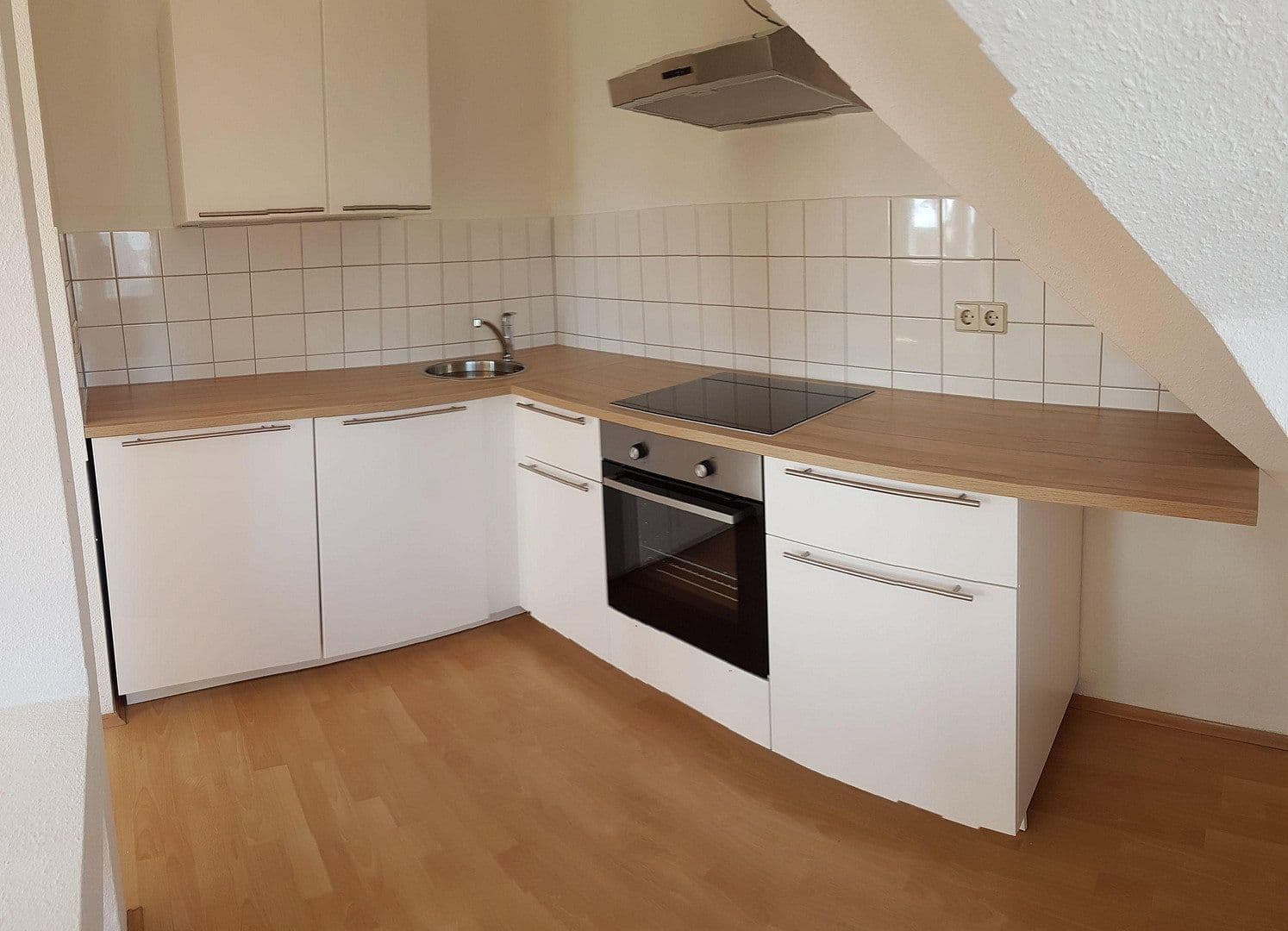 Prenájom bytu 2-izbový 63 m², Schmiedegasse 2, Leipzig, Sasko Prenájom bytu 2-izbový 63 m², Schmiedegasse 2, Leipzig, Sasko