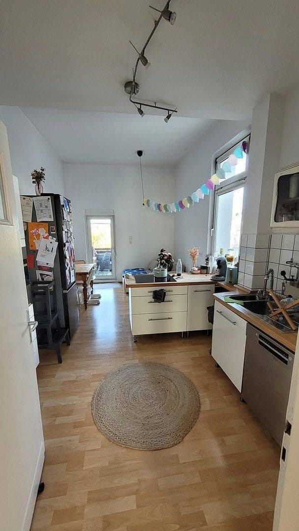 Prenájom bytu 2-izbový 77 m², Bahnstraße 6, Solingen, Severné Porýnie - Westfálsko Prenájom bytu 2-izbový 77 m², Bahnstraße 6, Solingen, Severné Porýnie - Westfálsko