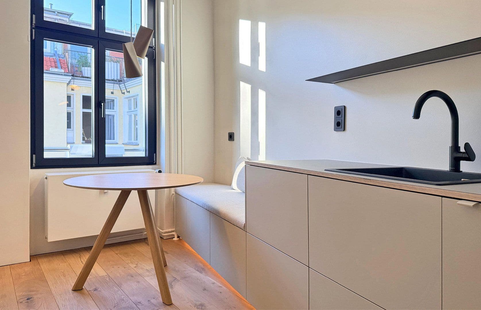 Predaj bytu 1-izbový 43 m², Chodowieckistr. XX, Berlin, Berlín Predaj bytu 1-izbový 43 m², Chodowieckistr. XX, Berlin, Berlín