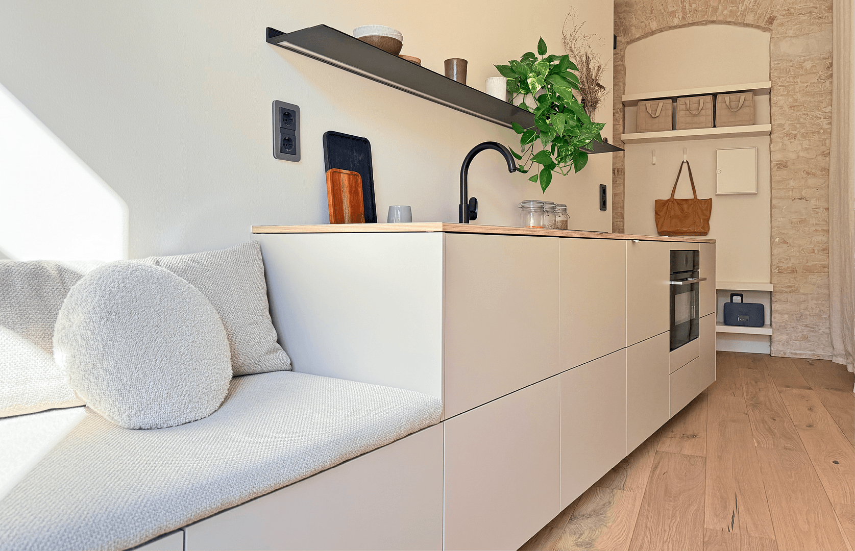 Predaj bytu 1-izbový 43 m², Chodowieckistr. XX, Berlin, Berlín Predaj bytu 1-izbový 43 m², Chodowieckistr. XX, Berlin, Berlín